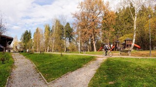 Žilinskú lúku chcú premeniť na športoviská. Ohrozia lesopark?