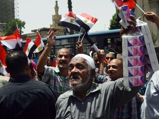Egypt odsúdil na trest smrti šesť ľudí, sú medzi nimi novinári