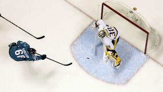 Washington udržal nádej, San Jose je krok od postupu