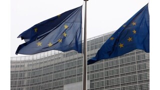 Ministri financií v Bruseli rokovali o záchrannom programe pre Grécko