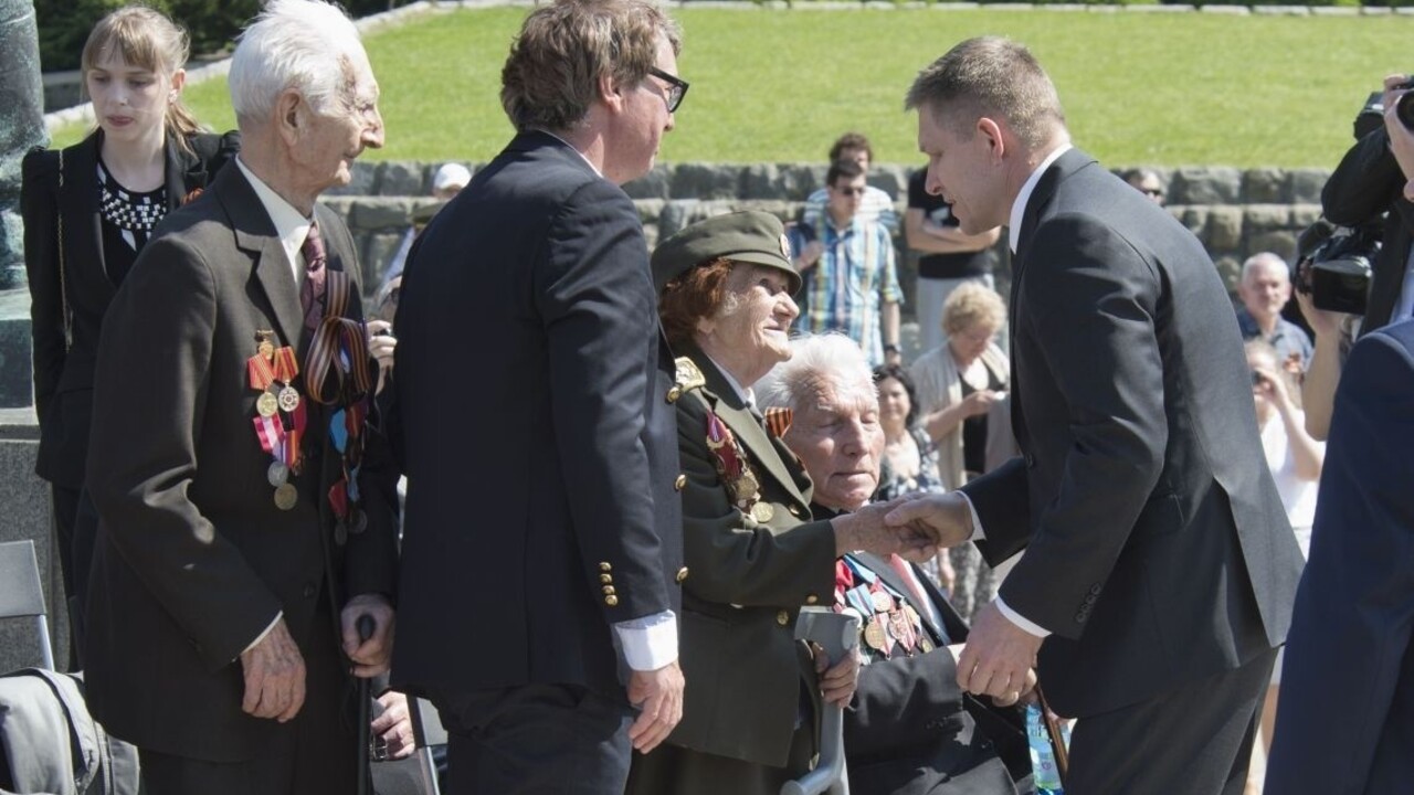 Koniec vojny si uctili aj na Slavíne, avšak bez opozičných poslancov