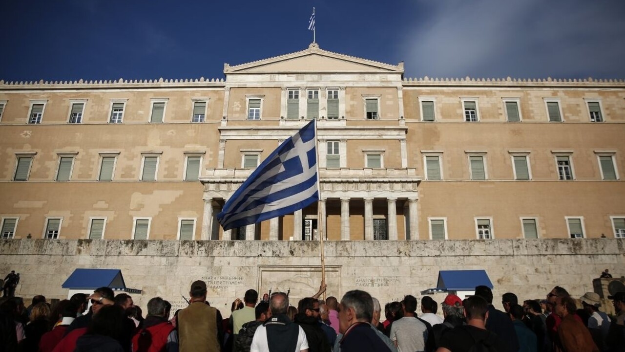 Grécko parlament protesty 1140px (SITA/AP)