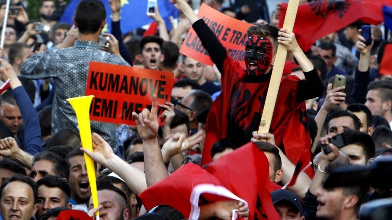 "Proti štátnemu teroru" protestovali tisícky macedónskych Albáncov