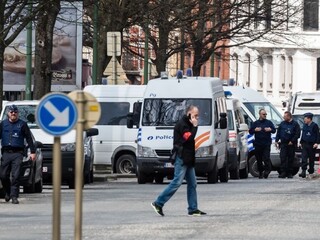 Mladík odrezal obeti hlavu, belgický sudca ho nechal na slobode