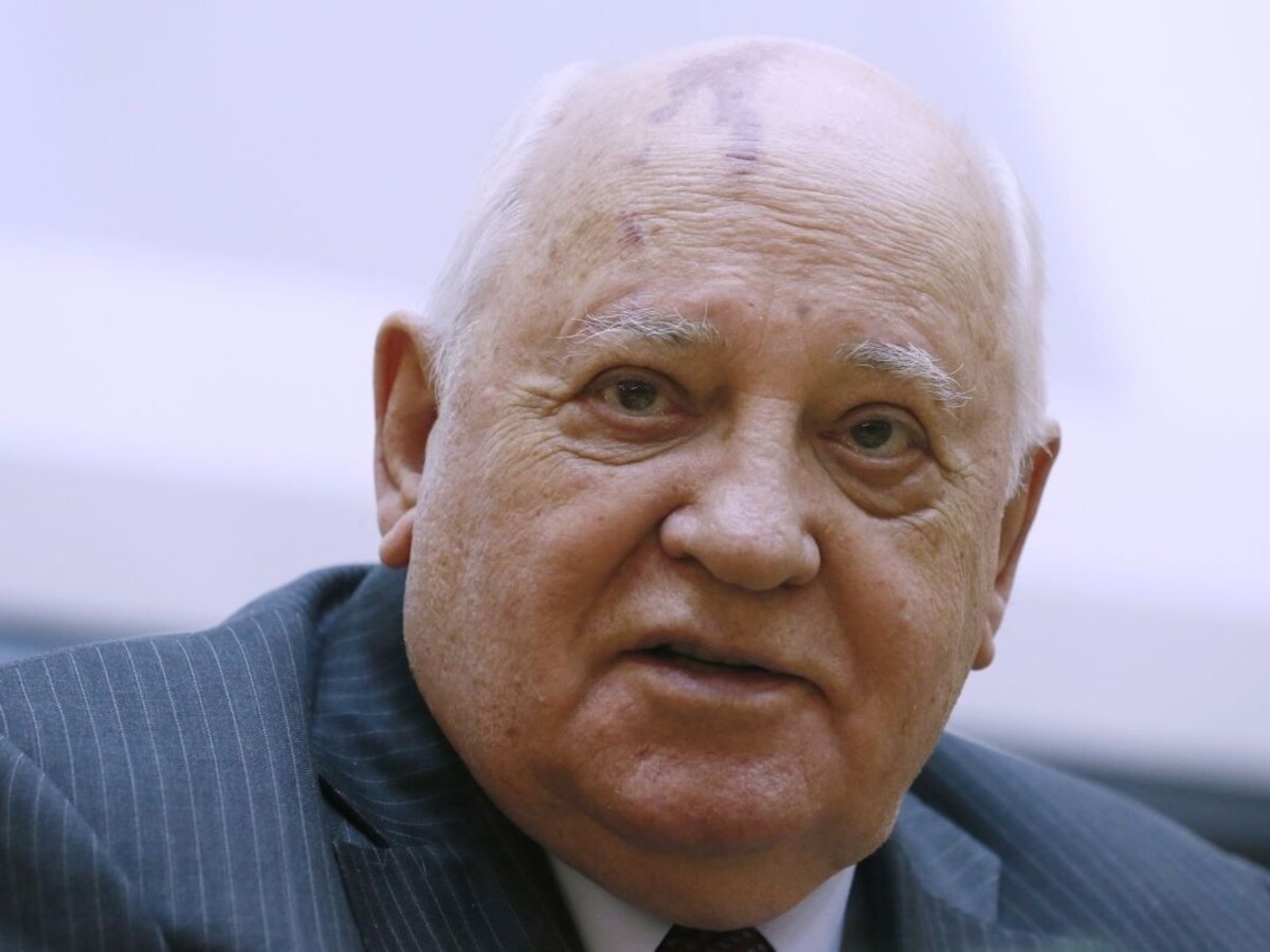 Gorbačov sa stal čestným občanom Košíc, po ocenenie si nepríde