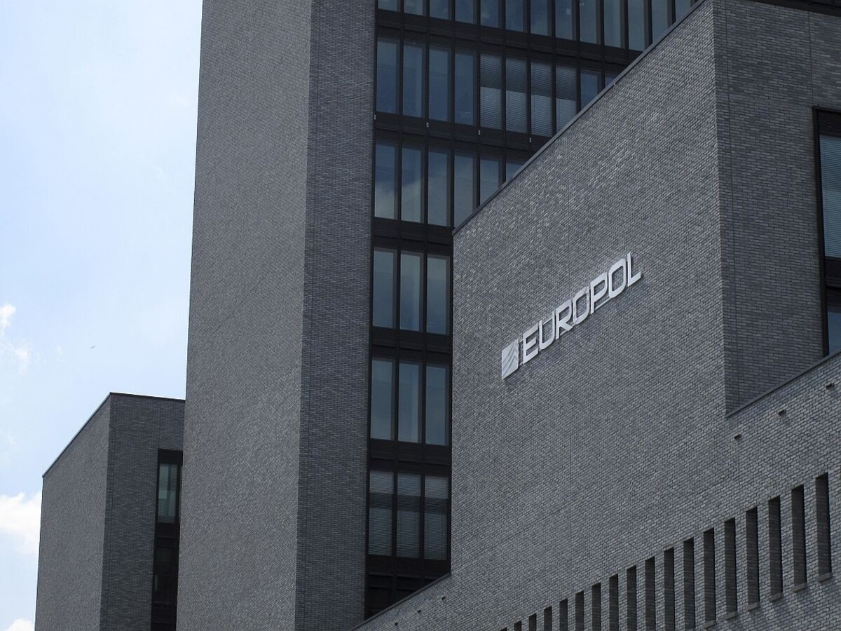 Europol polícia ilu 1140 px (SITA/AP)
