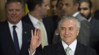 Nový prezident chce vrátiť Brazílii dôveryhodnosť, vládu zostavil bez žien