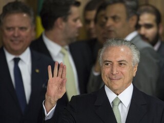 Nový prezident chce vrátiť Brazílii dôveryhodnosť, vládu zostavil bez žien