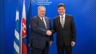 Lajčák sa stetol s gréckym kolegom Kotziasom