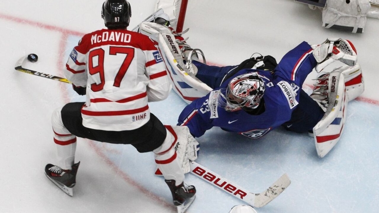 Kanaďania späť na čelo B-skupiny, zdolali Francúzov