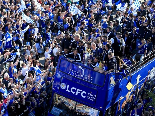 Fotogaléria: Neuveriteľný triumf Leicesteru oslavovalo štvrť milióna ľudí
