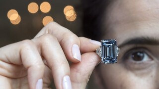 Najväčší číry modrý diamant na svete zmenil majiteľa