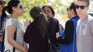 Lietadlo sa pred haváriou ostro stočilo, pátrajú po troskách