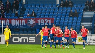 Slovan nerozhodne s Podbrezovou, Senica na jar bez víťazstva