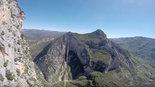 Čech prešiel po lane v neuveriteľnej výške, zlomil svetový rekord