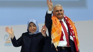 Novú tureckú vládu zostaví Erdoganov spojenec
