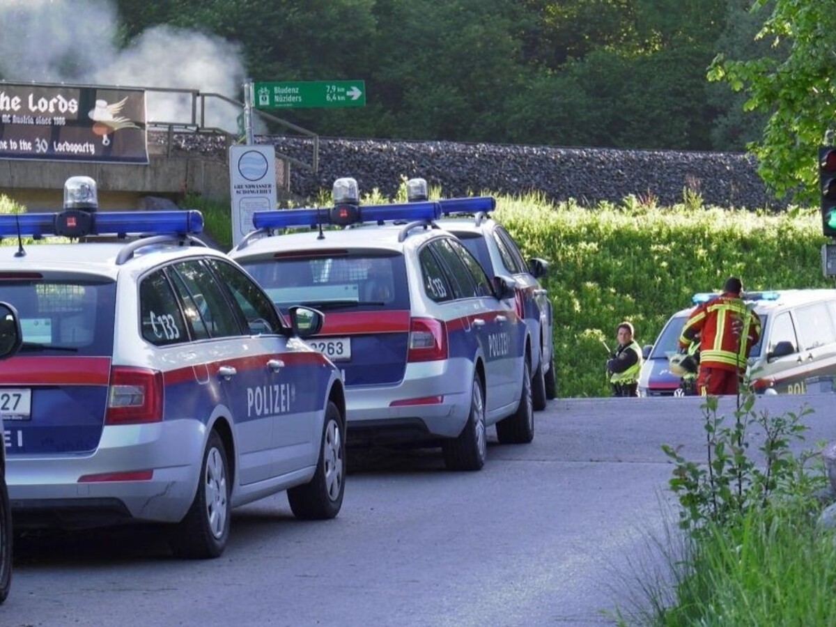 Na rakúskom koncerte vraždil neonacista, použil zakázanú zbraň