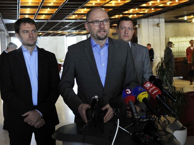 Dve opozičné strany vytvoria Opozičnú radu. Ostatných neprizvali