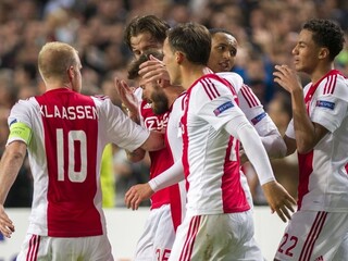 Ajax Amsterdam v ďalšej sezóne povedie Peter Bosz