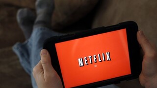 Brusel chce kvóty aj pre streamingové televízie Netflix a Amazon