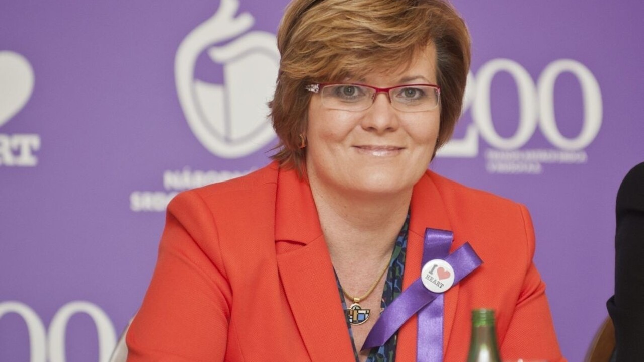 Lekári zachránili matku a dieťa, pacientke transplantovali srdce