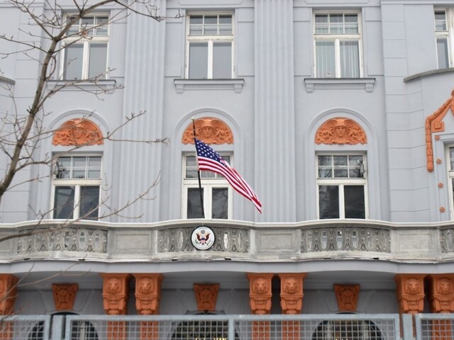 Americká ambasáda rozdávala ocenenia, uctili si troch Slovákov