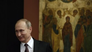 Putin v Grécku: Moskva bude musieť reagovať na protiraketový štít NATO