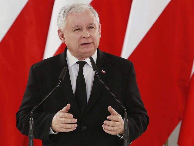 Kaczyński hrozí EK žalobou, vraj spochybňuje poľskú suverenitu