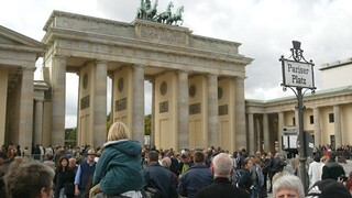 brandenburská brána berlín nemecko 1140px (TASR/AP)