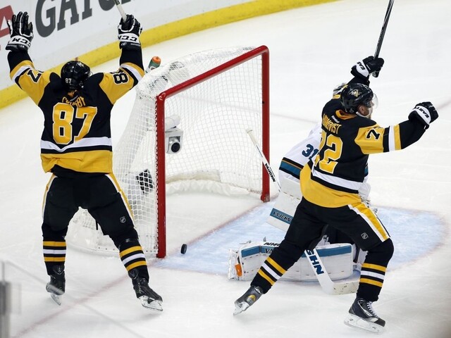 Penguins vyhrali aj druhý zápas, finálová séria sa presúva do San Jose