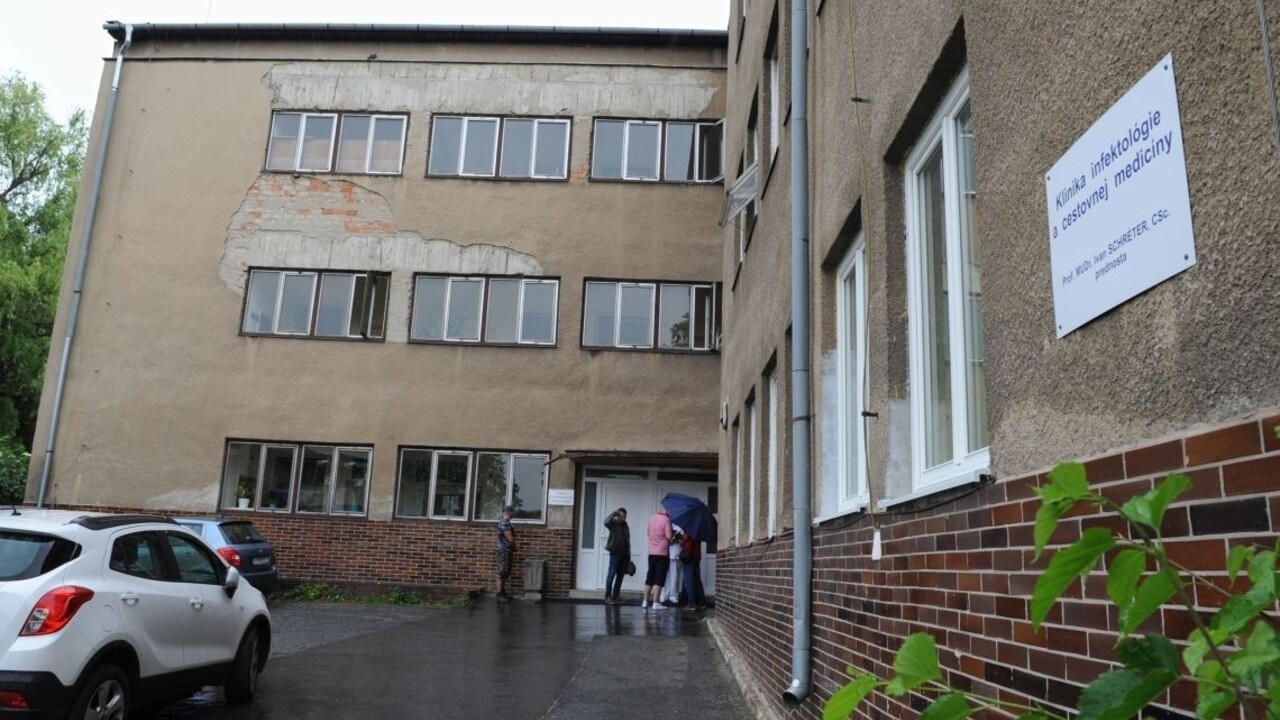 Epidémia encefalitídy na východe ustupuje, osem pacientov je už doma