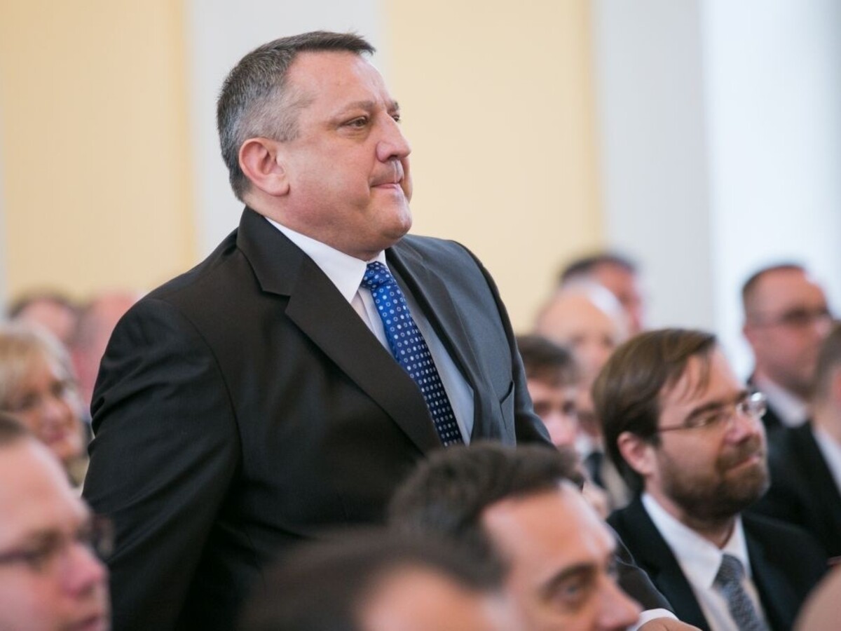 Sieť nechce poslancov zo Sme rodina. Tí popreli, že odtiaľ odchádzajú