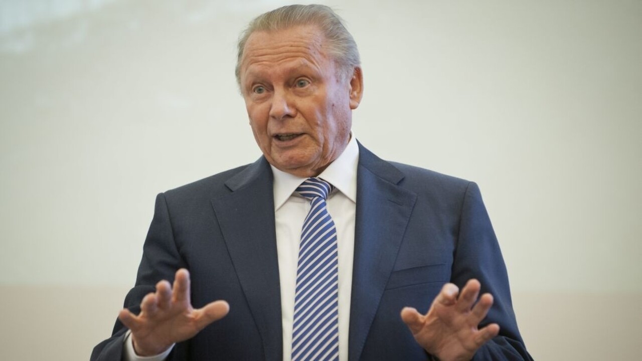 Schuster 1140 px (TASR/Michal Svítok)