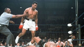 Vo veku 74 rokov zomrel legendárny boxer Muhammad Ali