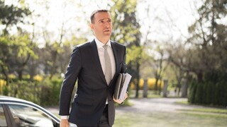 Drucker vytvorí kontrolný úrad, chce sledovať hospodárenie nemocníc