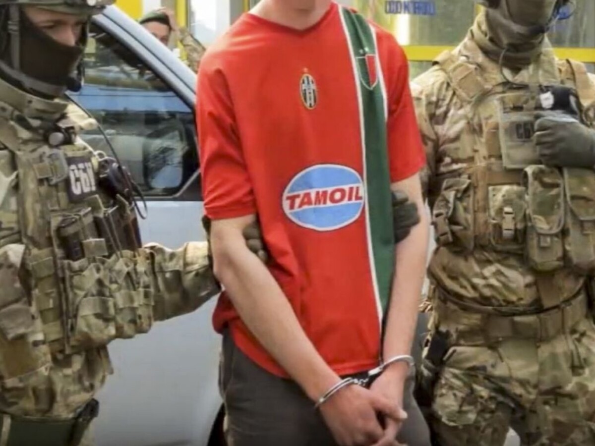Francúz, ktorého zadržali s arzenálom zbraní, je zrejme pašerák
