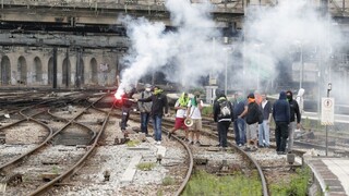 Francúzski železničiari sú pripravení štrajkovať aj počas šampionátu