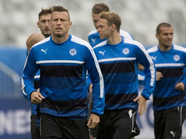 Futbalová horúčka stúpa aj na Slovensku