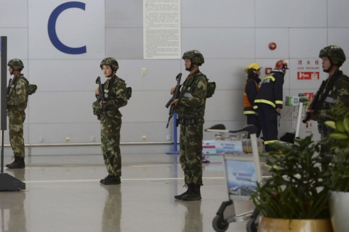 china-airport-explosion-9be9b1fe12f4429f818db90ab8f1caad_f001c12b.jpg