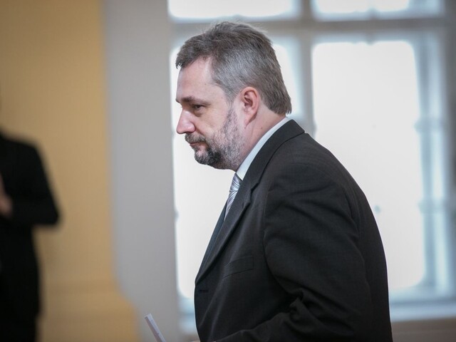 Nejde o odškodné. Štátny tajomník rezortu spravodlivosti Dostál reagoval na nepokojnosť vyšetrovateľov