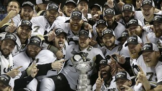 Sharks prepásli životnú šancu a Stanleyho pohár mieri do Pittsburghu
