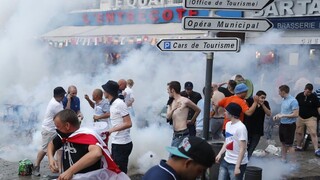 Francúzom došla trpezlivosť. Futbalovým chuligánom hrozia vyhostením