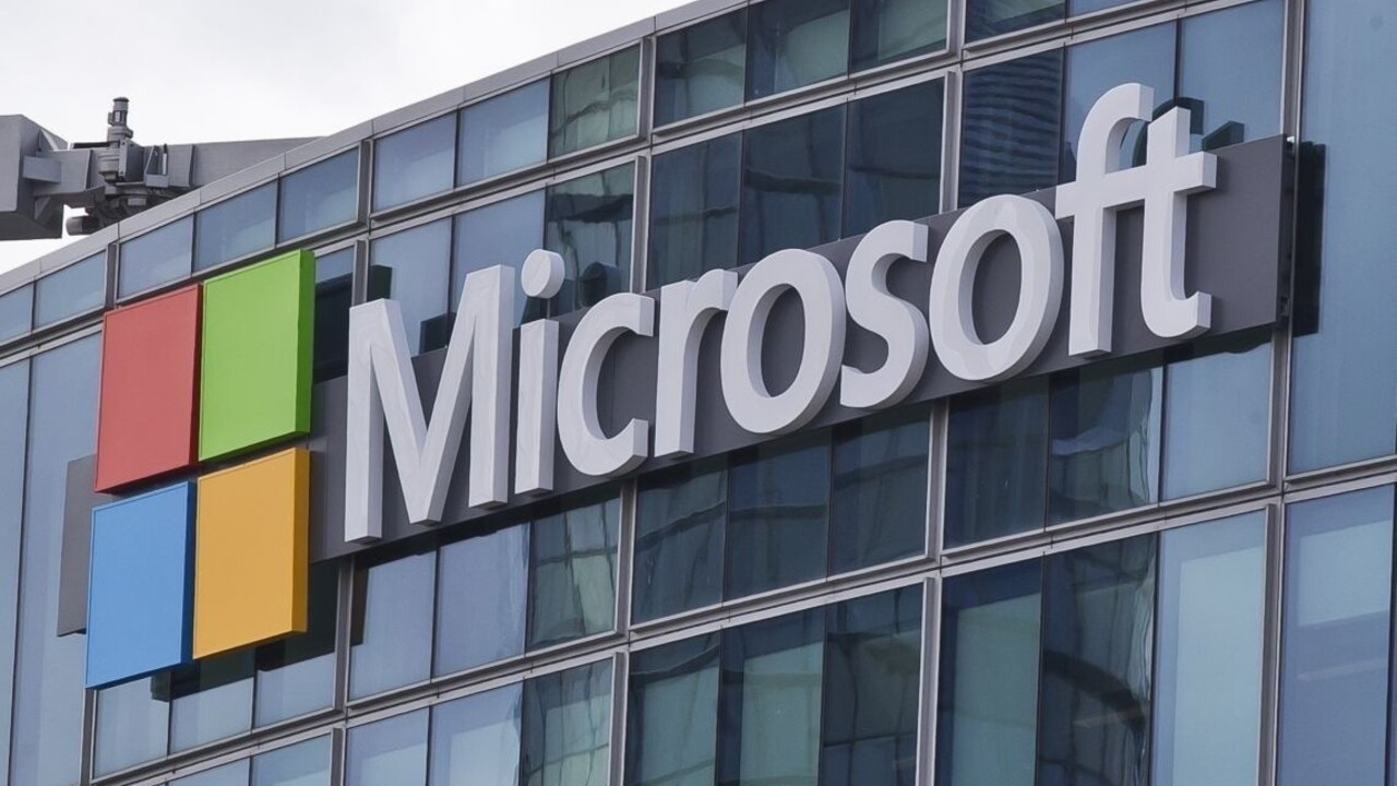 Microsoft prevezme profesijnú sociálnu sieť LinkedIn