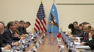 Stretnutie NATO ohľadom Ukrajiny sa skončilo kritikou Ruska