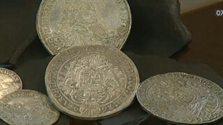 Kopal bazén, obohatil históriu. Do rúk archeológov sa dostal vzácny poklad