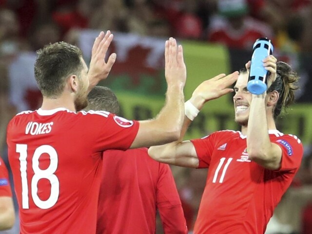Wales vyhral B-skupinu a zamával Rusom na rozlúčku
