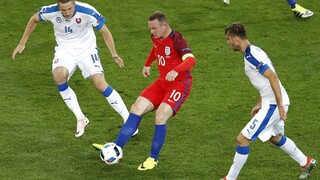 Lacné straty a chýbajúci Rooney. Angličania hodnotia duel so Slovákmi