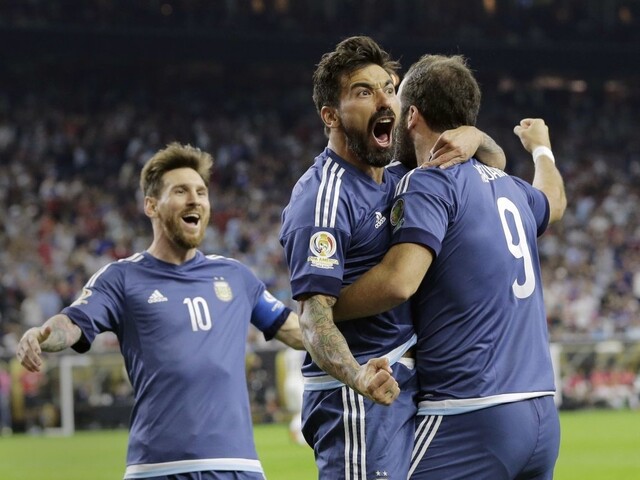 Argentína poľahky zdolala USA a postúpila do finále Copa América