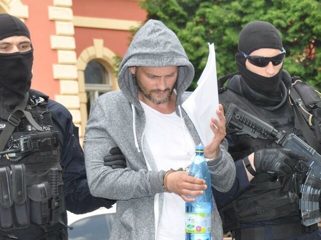 Piťovci budú stíhaní na slobode, rozhodol Najvyšší súd