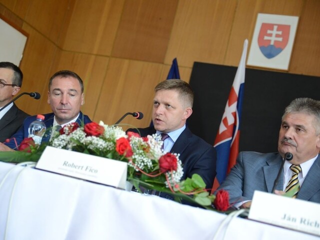 V Rimavskej Sobote chce vláda vytvoriť 2000 pracovných miest